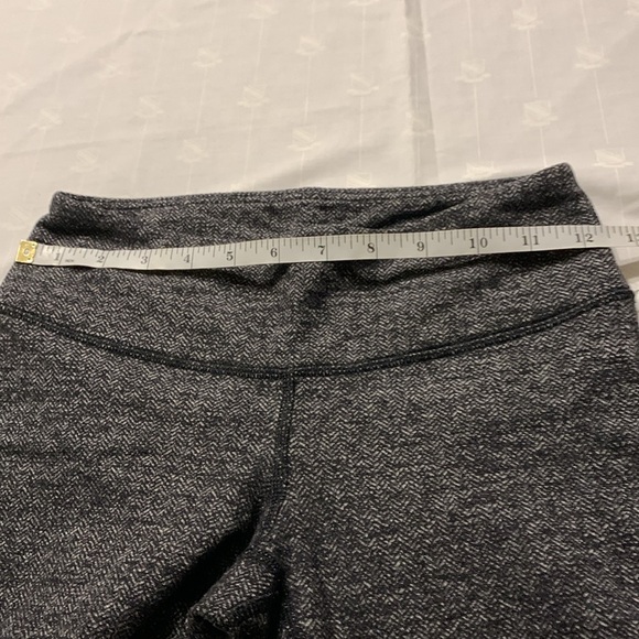 Lululemon leggings - Picture 5 of 5